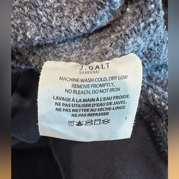 brandy melville sweatshirt - Picture 5 of 5